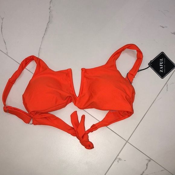 2/$15!! NWT Zaful Papaya Orange Bikini Top - Picture 1 of 3